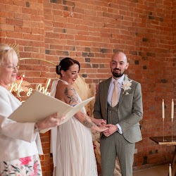 Image 2 Celebrant at Wedding - What is a celebrant